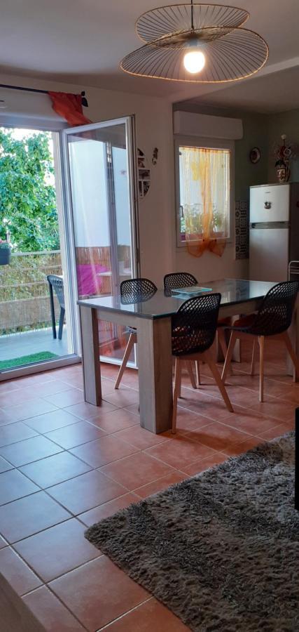 Les Romarins Appartement Climatise 라센느쉬르메르 외부 사진